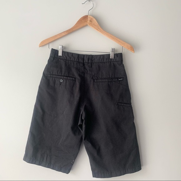 Volcom Shorts - Picture 3 of 6